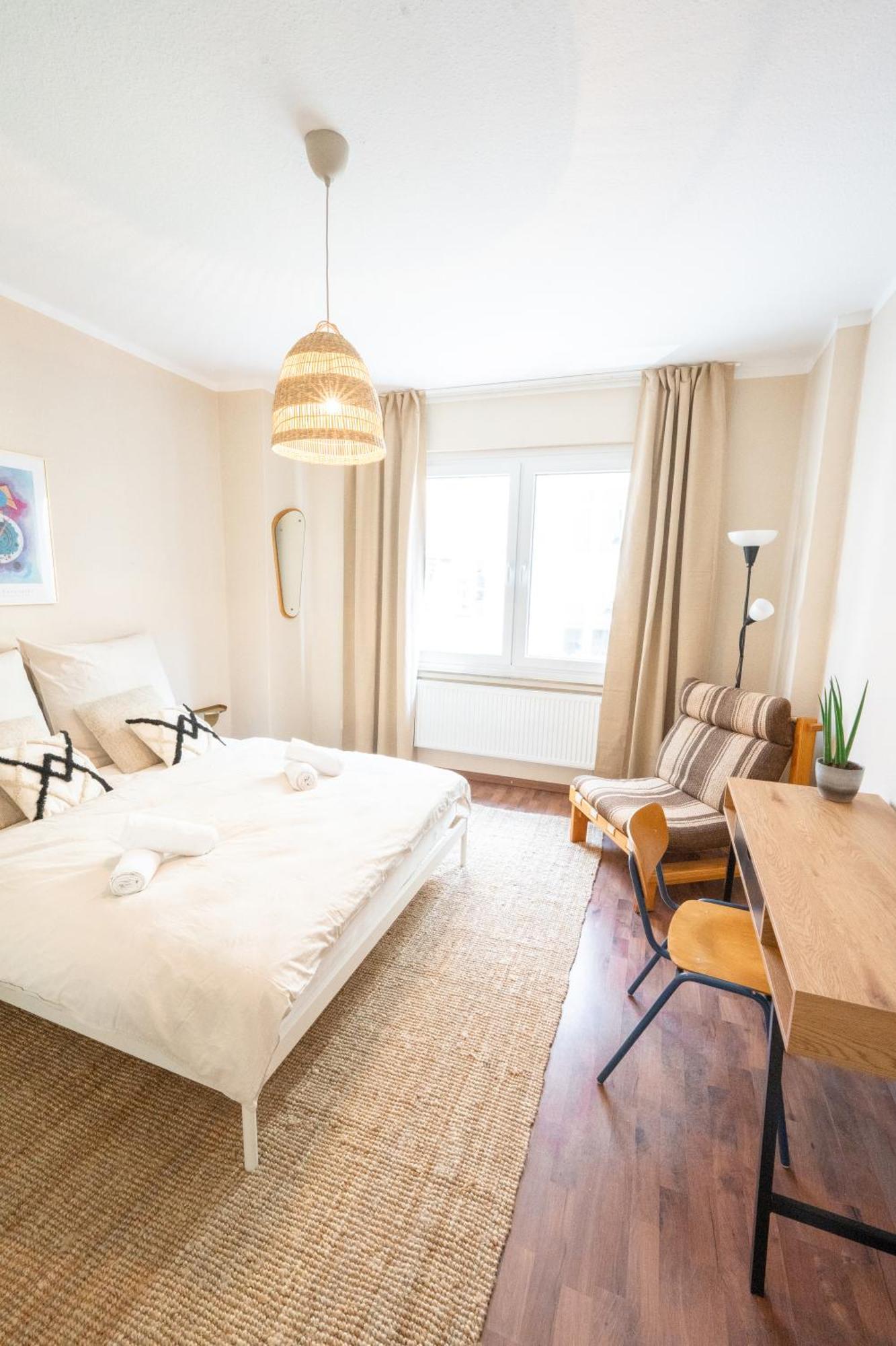 -Super Zentrales Zimmer- Direkt An Der Lutter! Bielefeld Dış mekan fotoğraf