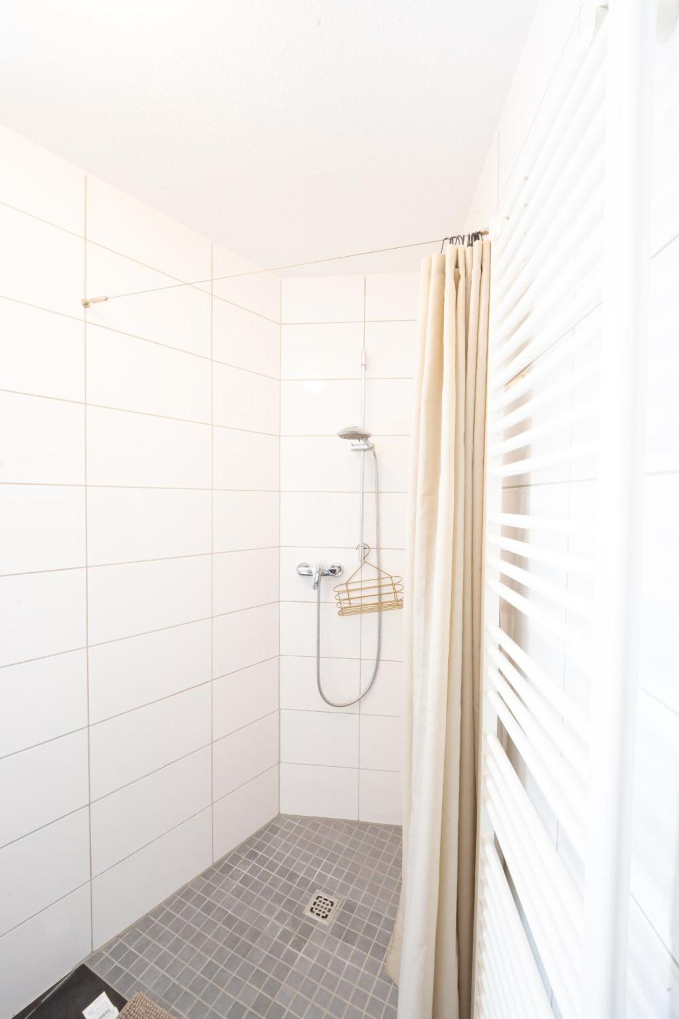 -Super Zentrales Zimmer- Direkt An Der Lutter! Bielefeld Dış mekan fotoğraf